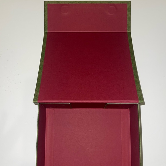 GUCCI Box Set - Picture 2 of 5